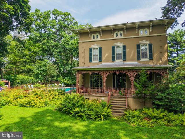 424 W WAVERLY RD, Glenside, PA 19038