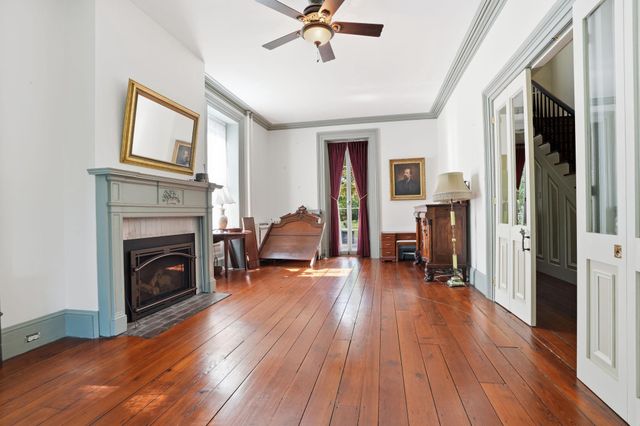 424 W WAVERLY RD, Glenside, PA 19038
