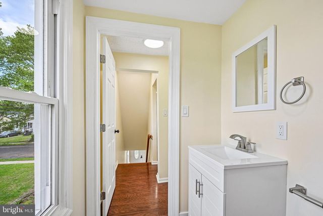 523 W 5TH ST, Palmyra, NJ 08065