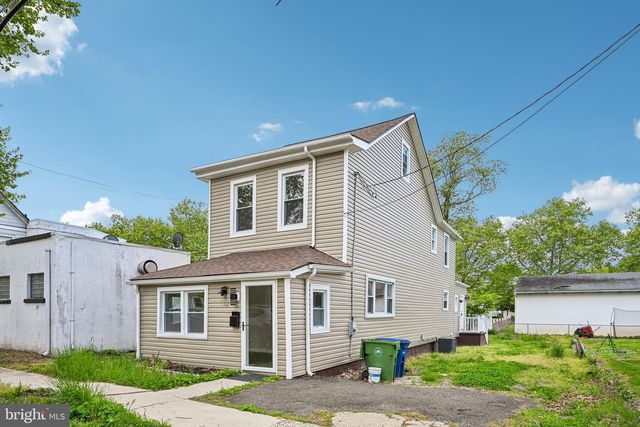 523 W 5TH ST, Palmyra, NJ 08065