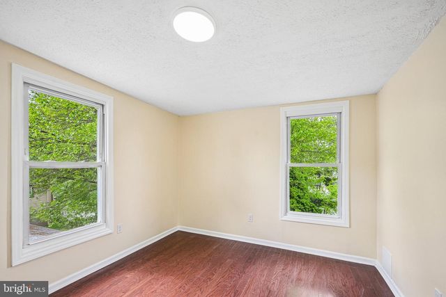 523 W 5TH ST, Palmyra, NJ 08065