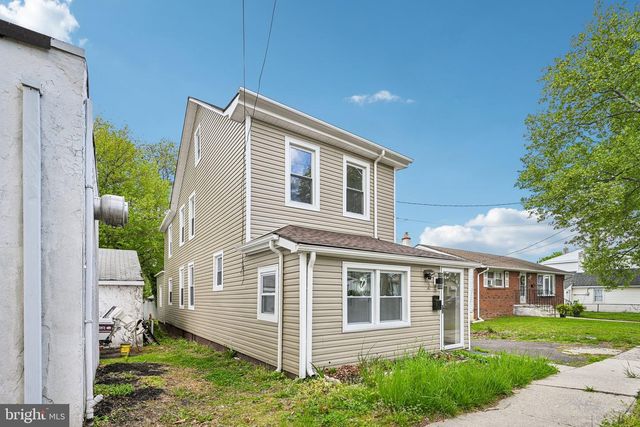 523 W 5TH ST, Palmyra, NJ 08065