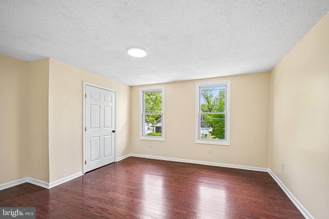523 W 5TH ST, Palmyra, NJ 08065