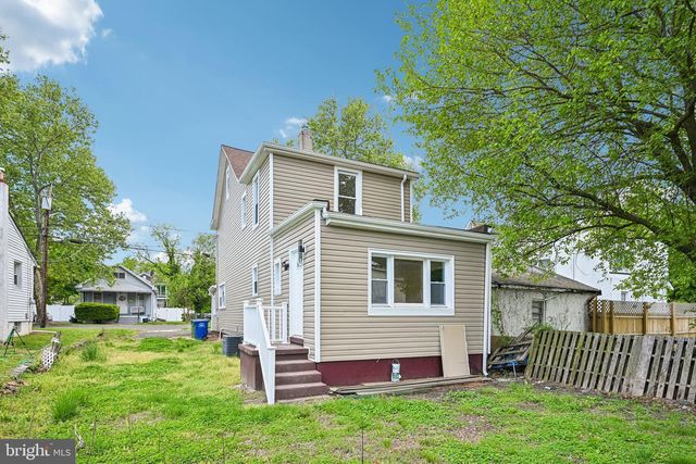 523 W 5TH ST, Palmyra, NJ 08065