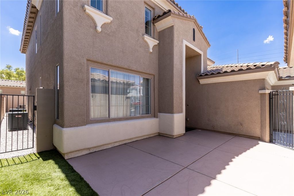 10017 Scenic Walk Avenue, Las Vegas, NV 89149 — photo 3