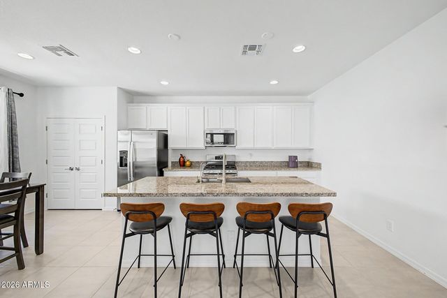 14115 W BRONCO Trail, Surprise, AZ 85387