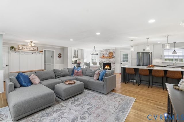 10062 Studley Farms Dr, Mechanicsville, VA 23116
