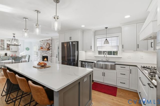 10062 Studley Farms Dr, Mechanicsville, VA 23116