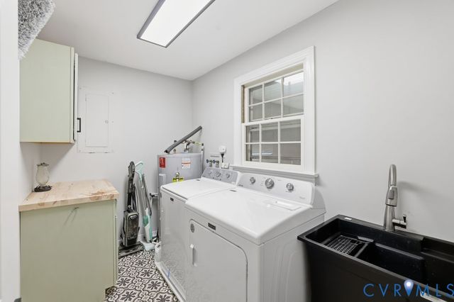 10062 Studley Farms Dr, Mechanicsville, VA 23116