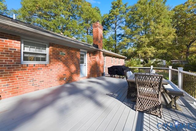10062 Studley Farms Dr, Mechanicsville, VA 23116