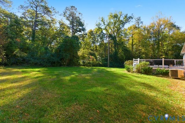 10062 Studley Farms Dr, Mechanicsville, VA 23116