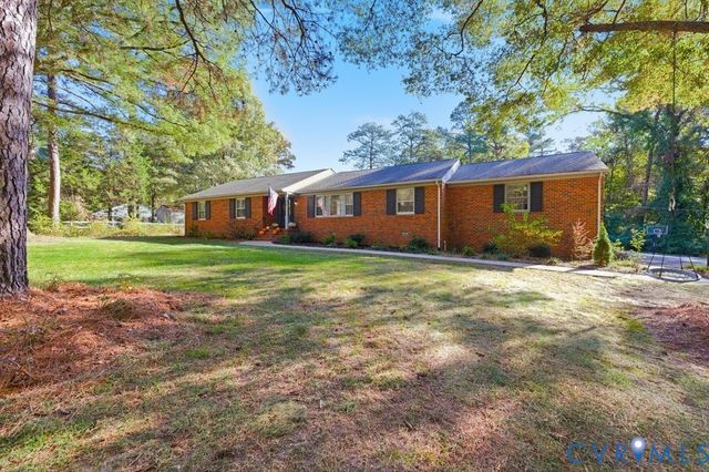 10062 Studley Farms Dr, Mechanicsville, VA 23116