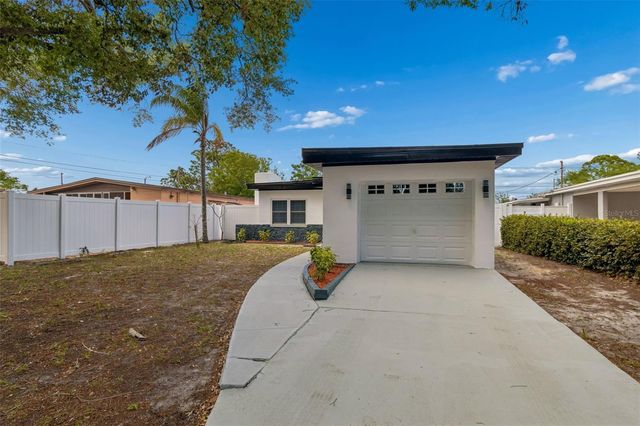 7439 37TH AVENUE N, St Petersburg, FL 33710