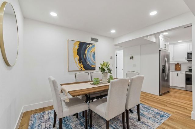 7439 37TH AVENUE N, St Petersburg, FL 33710