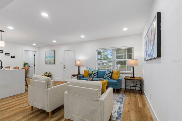 7439 37TH AVENUE N, St Petersburg, FL 33710