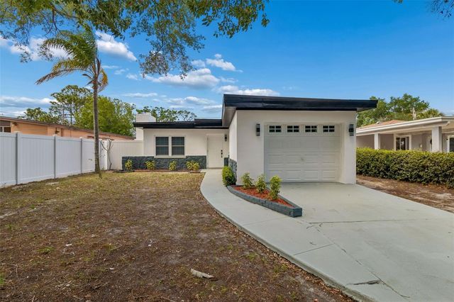 7439 37TH AVENUE N, St Petersburg, FL 33710