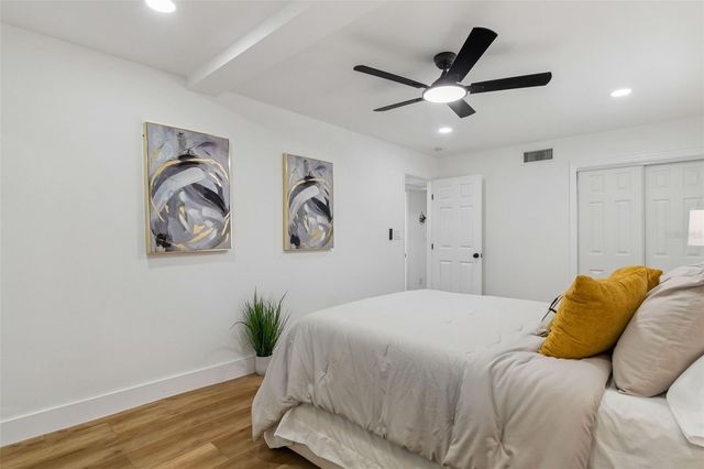 7439 37TH AVENUE N, St Petersburg, FL 33710