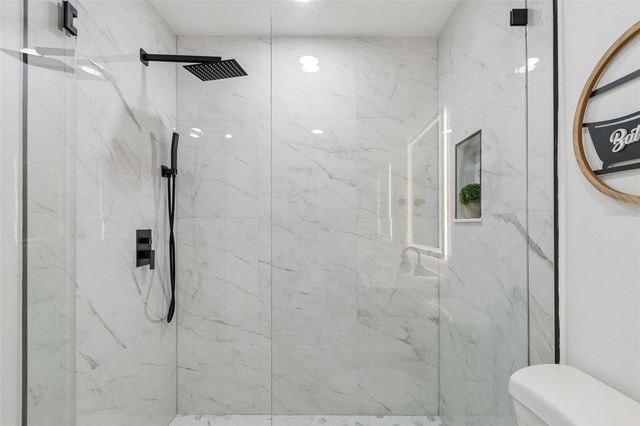 7439 37TH AVENUE N, St Petersburg, FL 33710