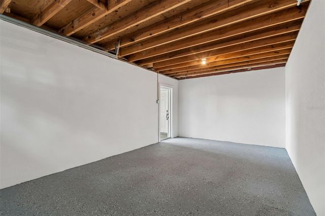 7439 37TH AVENUE N, St Petersburg, FL 33710