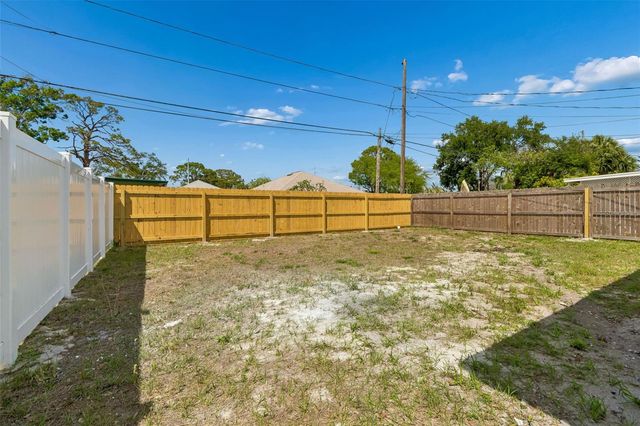 7439 37TH AVENUE N, St Petersburg, FL 33710