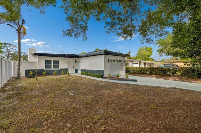 7439 37TH AVENUE N, St Petersburg, FL 33710