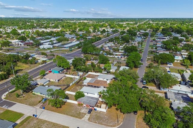 7439 37TH AVENUE N, St Petersburg, FL 33710