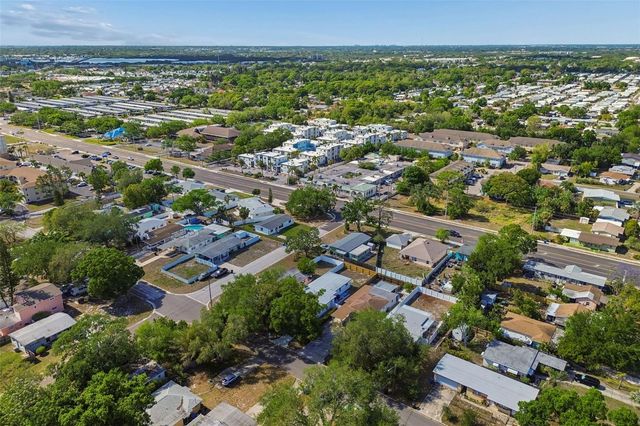 7439 37TH AVENUE N, St Petersburg, FL 33710