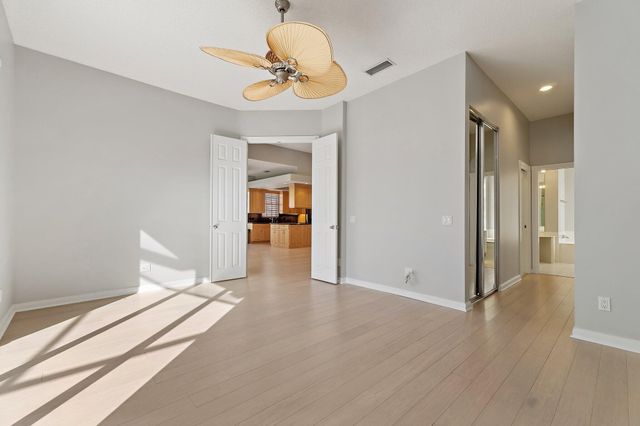 8445 E Garden Oaks Circle, Palm Beach Gardens, FL 33410