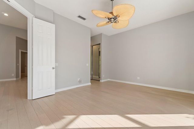 8445 E Garden Oaks Circle, Palm Beach Gardens, FL 33410