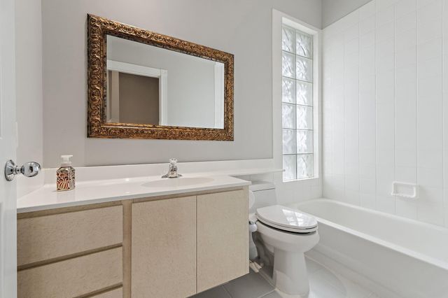 8445 E Garden Oaks Circle, Palm Beach Gardens, FL 33410