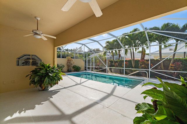 8445 E Garden Oaks Circle, Palm Beach Gardens, FL 33410