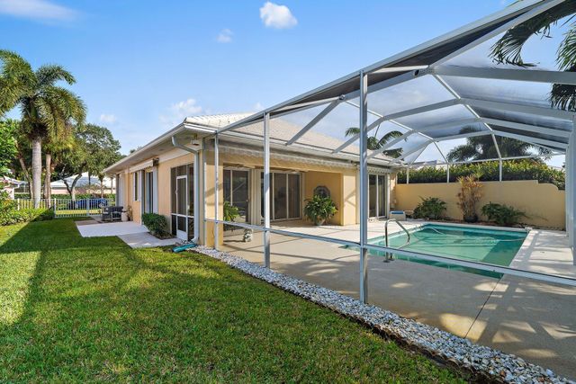 8445 E Garden Oaks Circle, Palm Beach Gardens, FL 33410