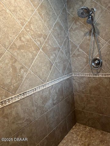 1111 Squirrel Nest Lane, Port Orange, FL 32129