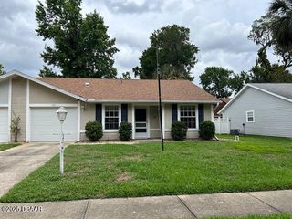1111 Squirrel Nest Lane, Port Orange, FL 32129