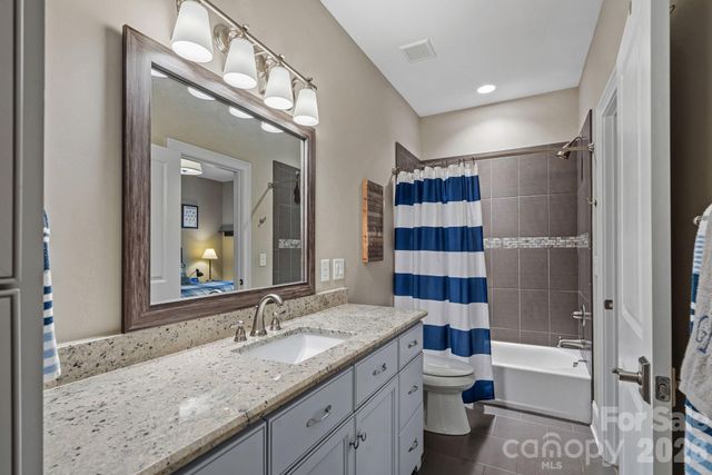 16830 Reinsch Drive, Davidson, NC 28036