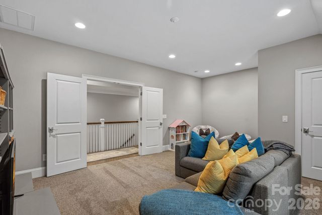 16830 Reinsch Drive, Davidson, NC 28036