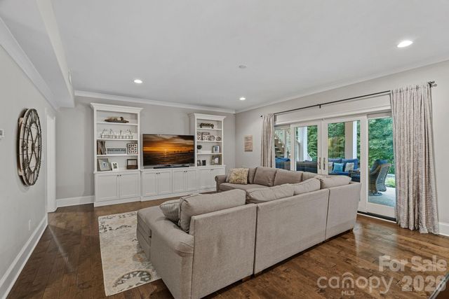 16830 Reinsch Drive, Davidson, NC 28036