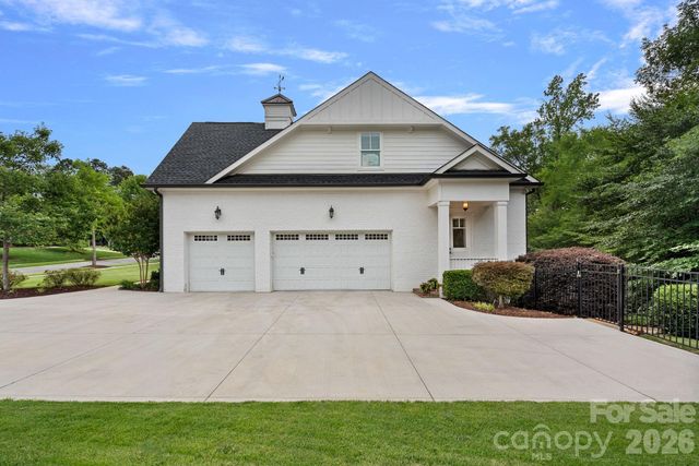 16830 Reinsch Drive, Davidson, NC 28036