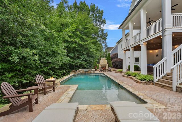 16830 Reinsch Drive, Davidson, NC 28036