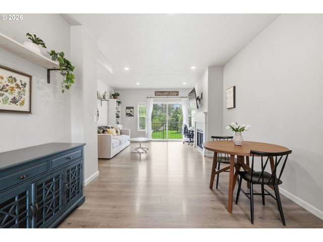 14200 Sw GOLD COAST Ter, Portland, OR 97224