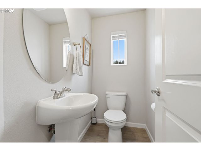 14200 Sw GOLD COAST Ter, Portland, OR 97224