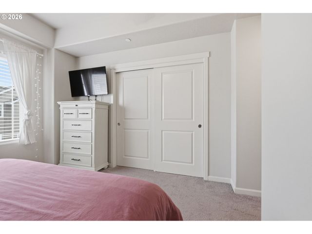 14200 Sw GOLD COAST Ter, Portland, OR 97224