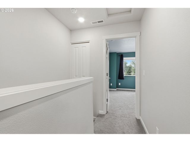 14200 Sw GOLD COAST Ter, Portland, OR 97224