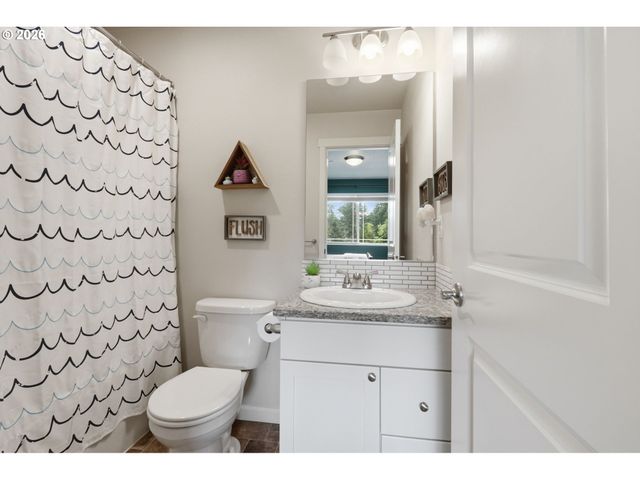 14200 Sw GOLD COAST Ter, Portland, OR 97224