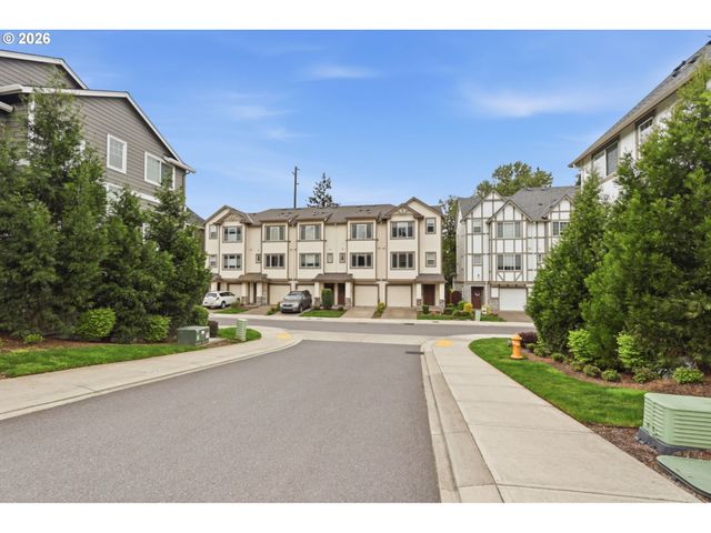 14200 Sw GOLD COAST Ter, Portland, OR 97224