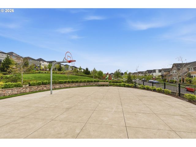 14200 Sw GOLD COAST Ter, Portland, OR 97224