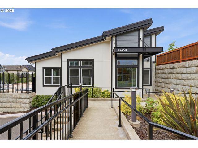 14200 Sw GOLD COAST Ter, Portland, OR 97224
