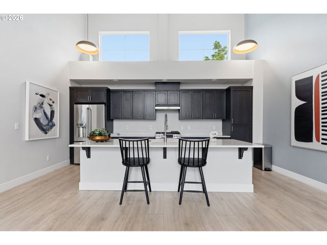 14200 Sw GOLD COAST Ter, Portland, OR 97224