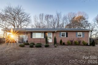 2276 Shady Grove Road, Connelly Springs, NC 28612