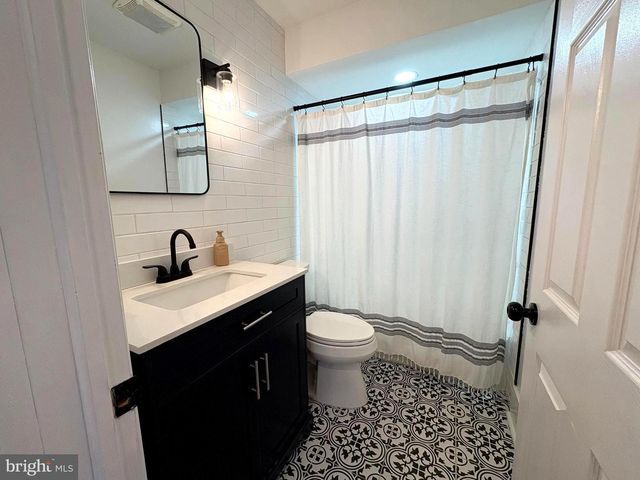 309 WASHINGTON AVE, Pitman, NJ 08071